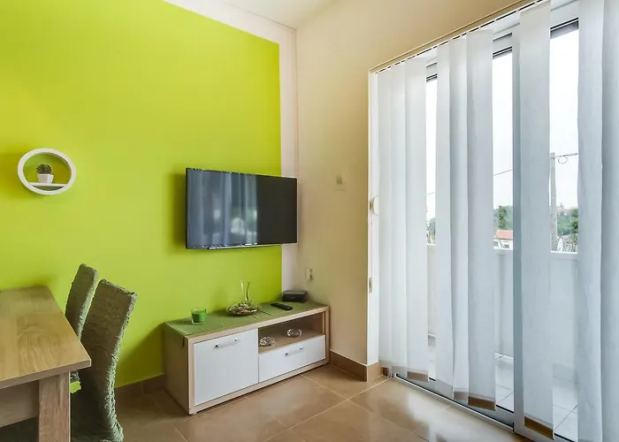 Daire Ani Veli Lošinj